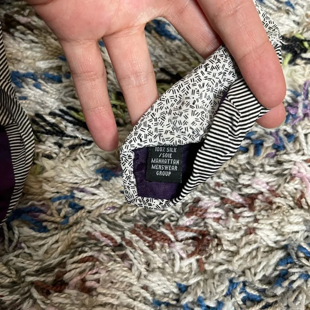 ‎The Beatles men’s silk tie